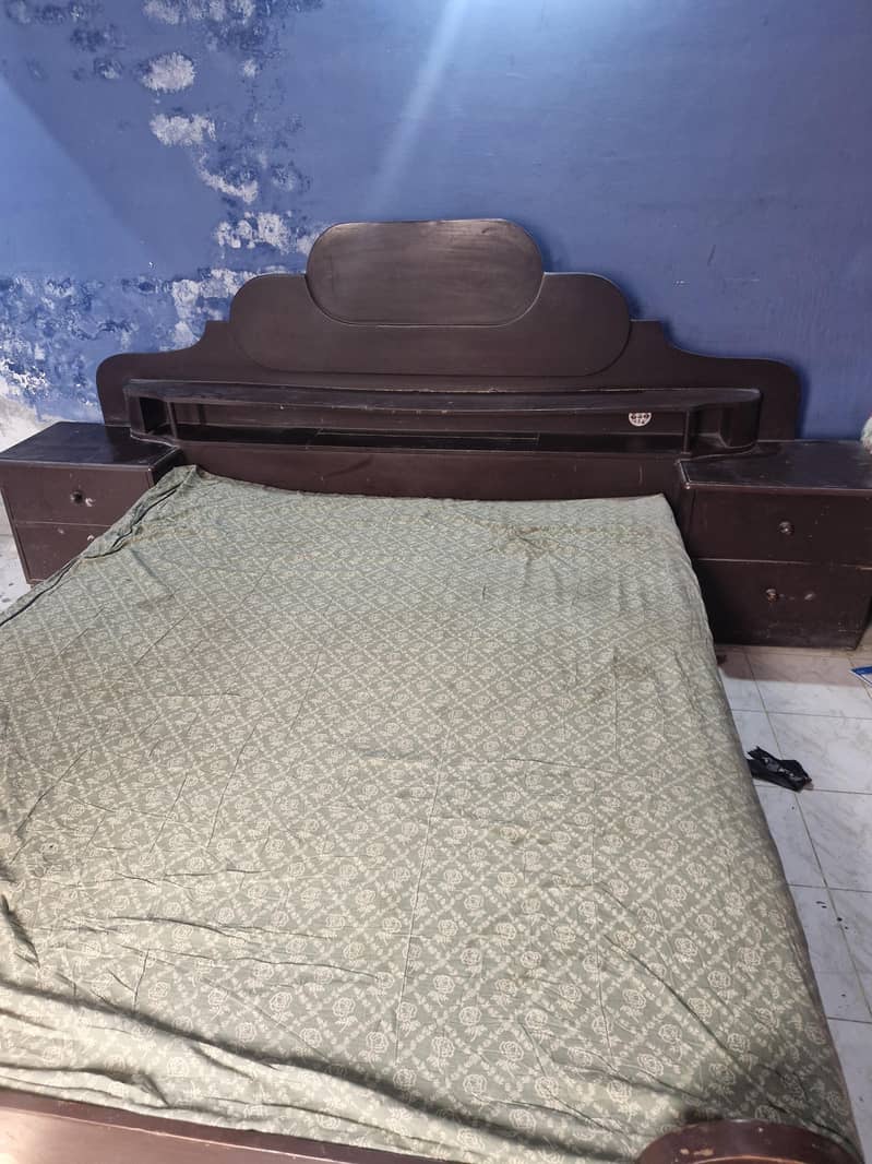 bed with dressing 1