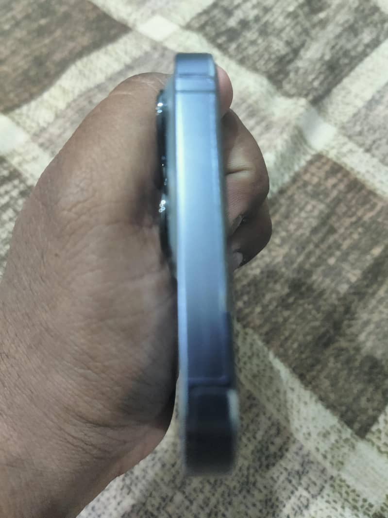 Apple iPhone 13 Pro Max 4