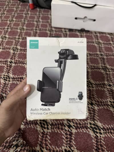 Wireless car charger holder