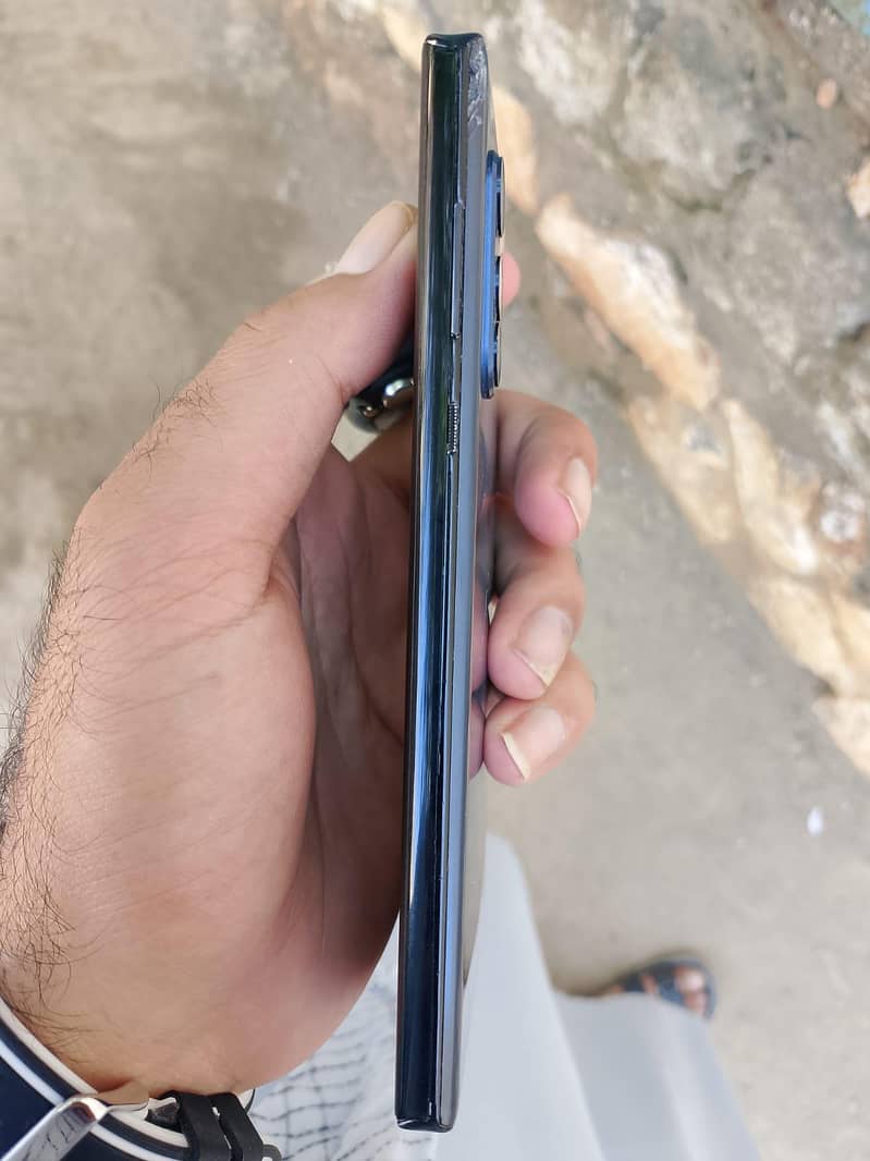 Motorola Edge Plus 3