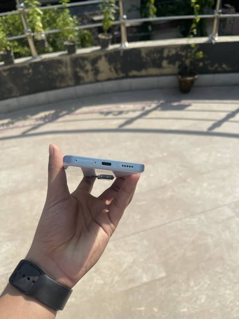 Xiaomi Redmi Note 13 Pro Plus 3
