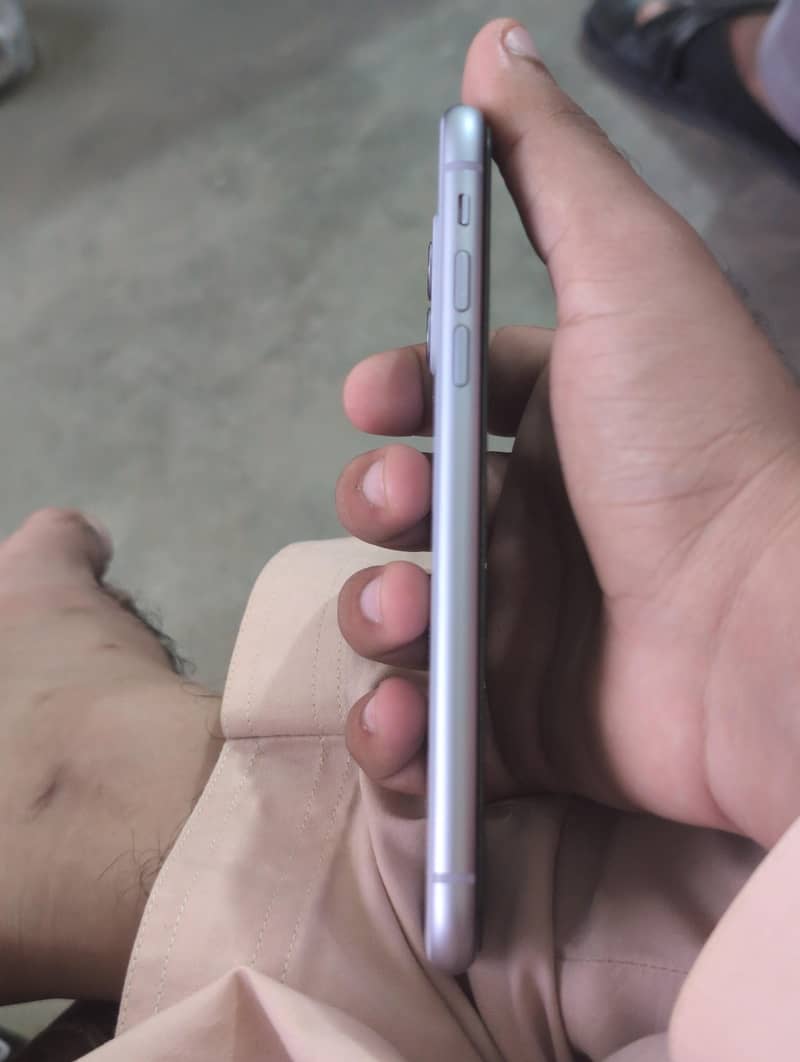Apple iPhone 11 1