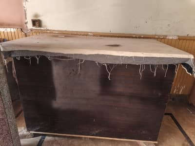 tailor cutting table