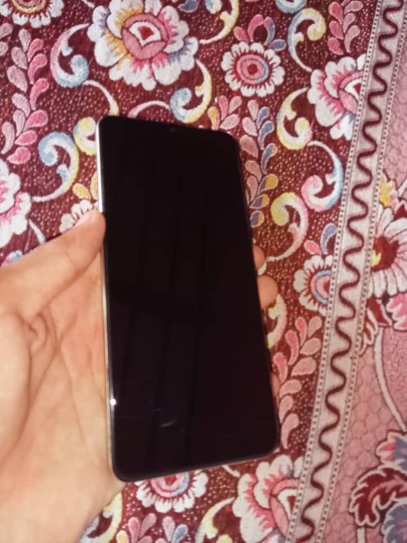 Realme C61 2