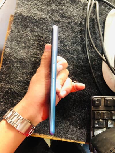 Infinix Hot 10