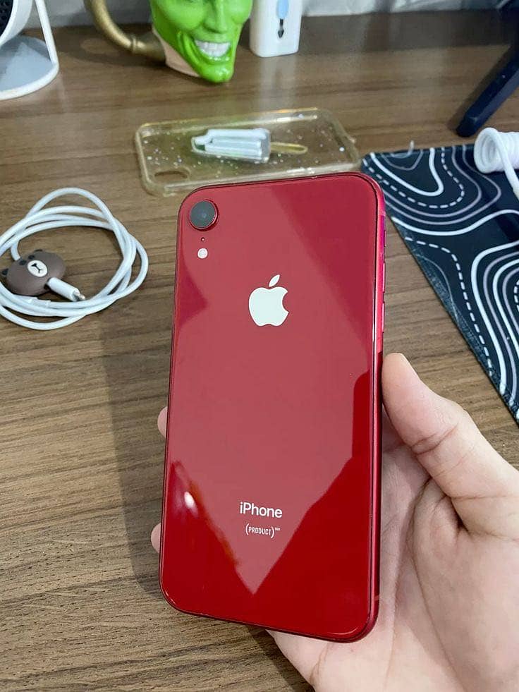 Apple iPhone XR 0