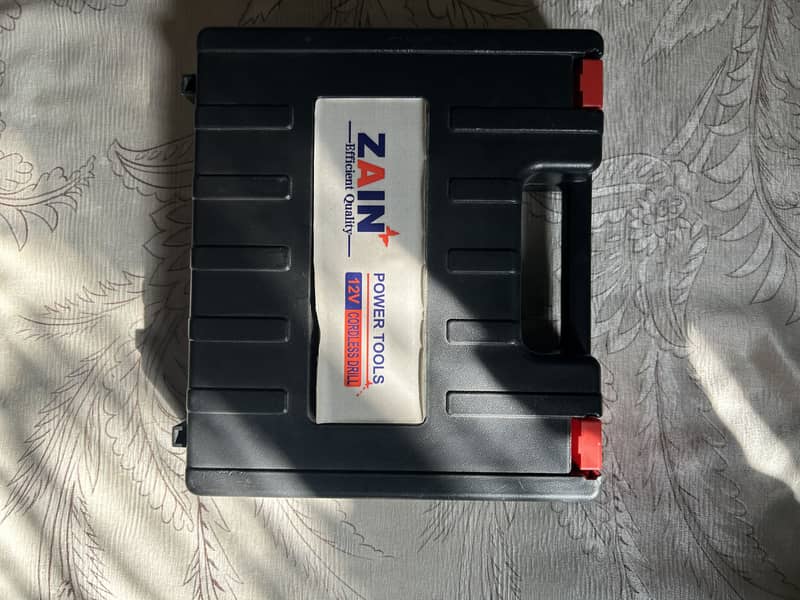 Wireless drill machine unused 2