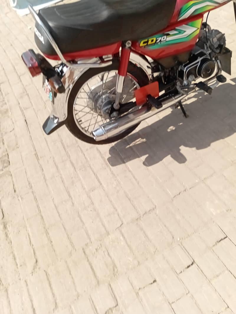 Honda CD 70 9