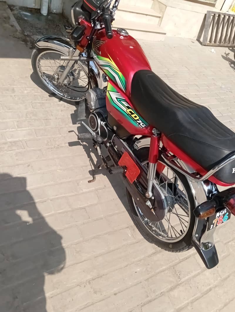 Honda CD 70 10