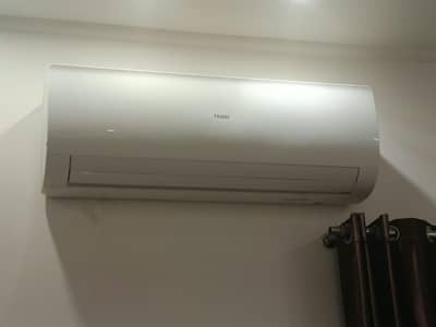 10/10 Haier DC inverter 1.5 tan model t3