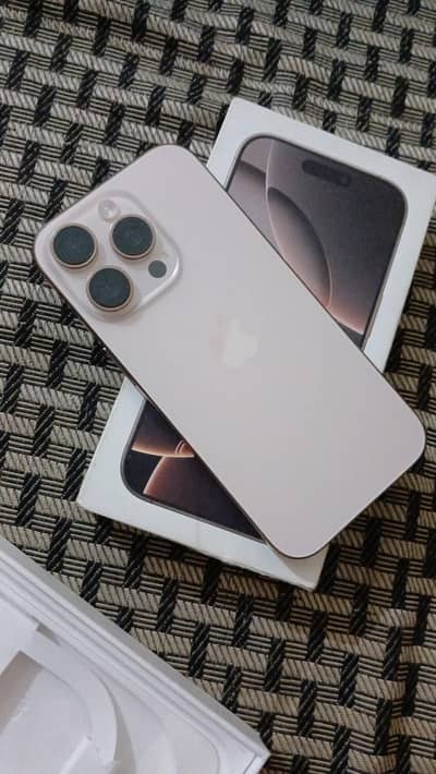 Apple iPhone 16 Pro JV
