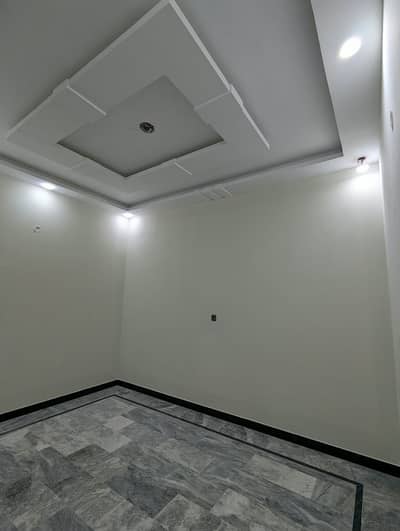 Lower Portion Of 120 Square Yards Available In Model Colony - Malir