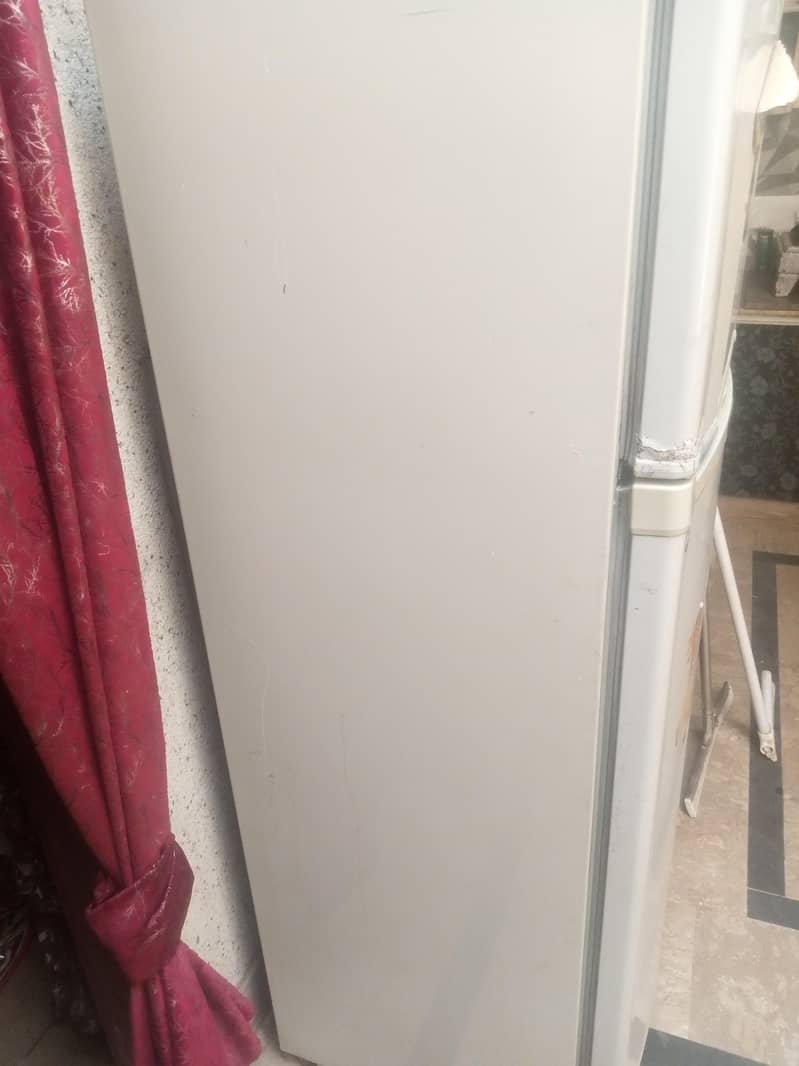 dawlance fridge 3