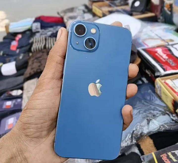 Apple iPhone 13 3
