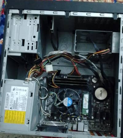 XEON E3 1276 v3 equals I7 4790 . with board ,rams ,SATA SSD ,PSU, case
