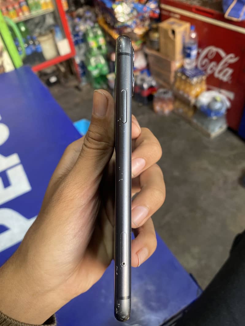 Apple iPhone 11 jv 1