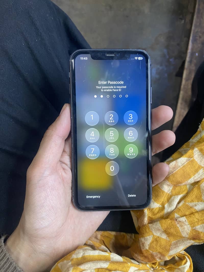 Apple iPhone 11 jv 4