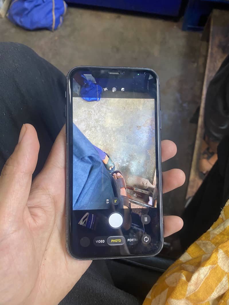 Apple iPhone 11 jv 7