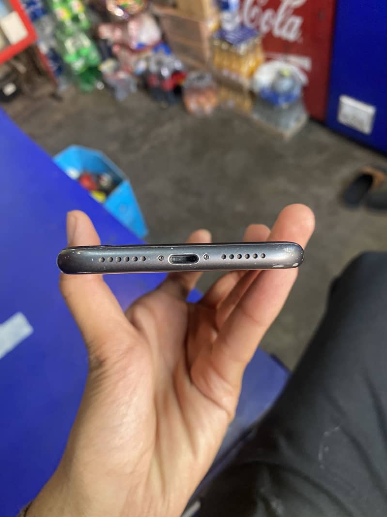 Apple iPhone 11 jv 8