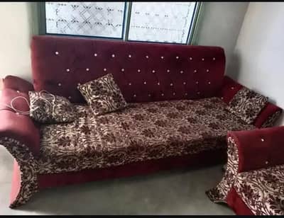 Maroon Sofa Set for Sale – Used, Excellent Condition