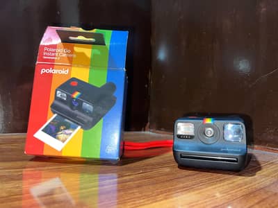 Polaroid Go Generation 2 Instant Camera