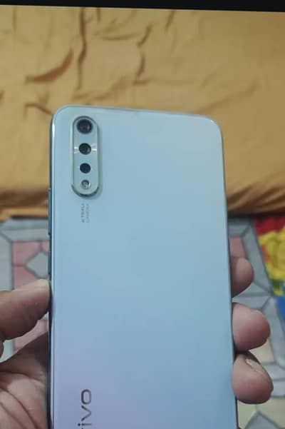4 128 vivo s1