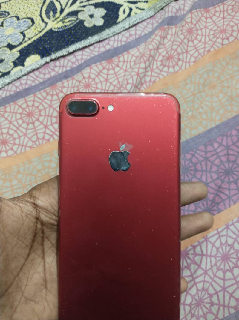Apple iPhone 7 Plus 1
