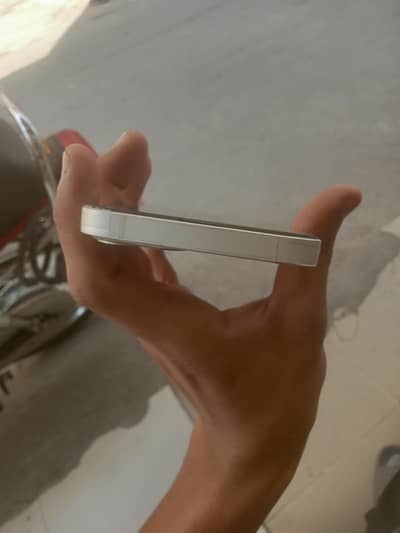 I phon 13