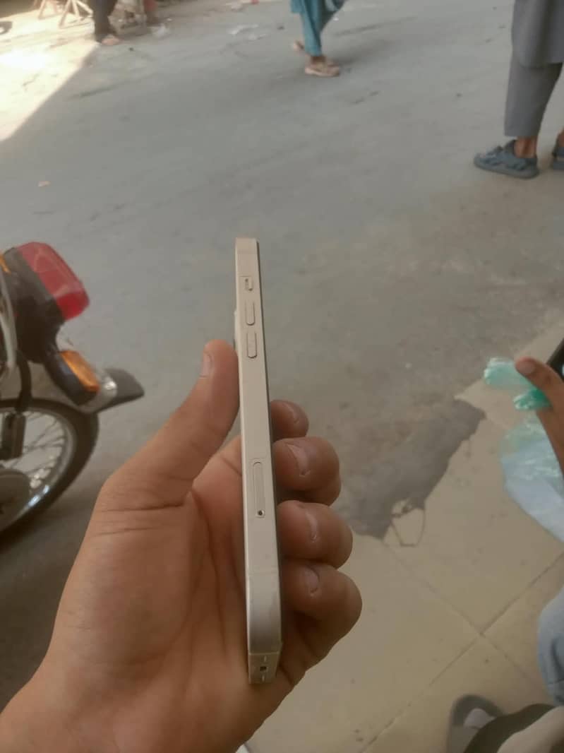 I phon 13 6