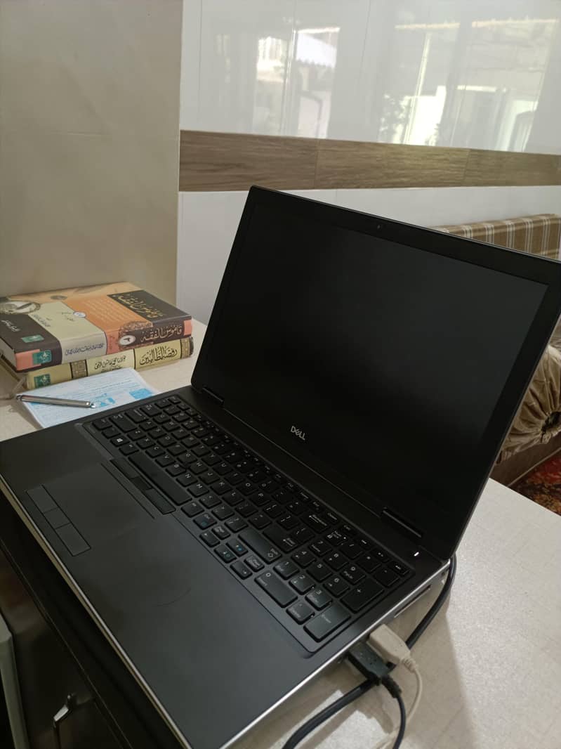 Dell Precision 7540 2