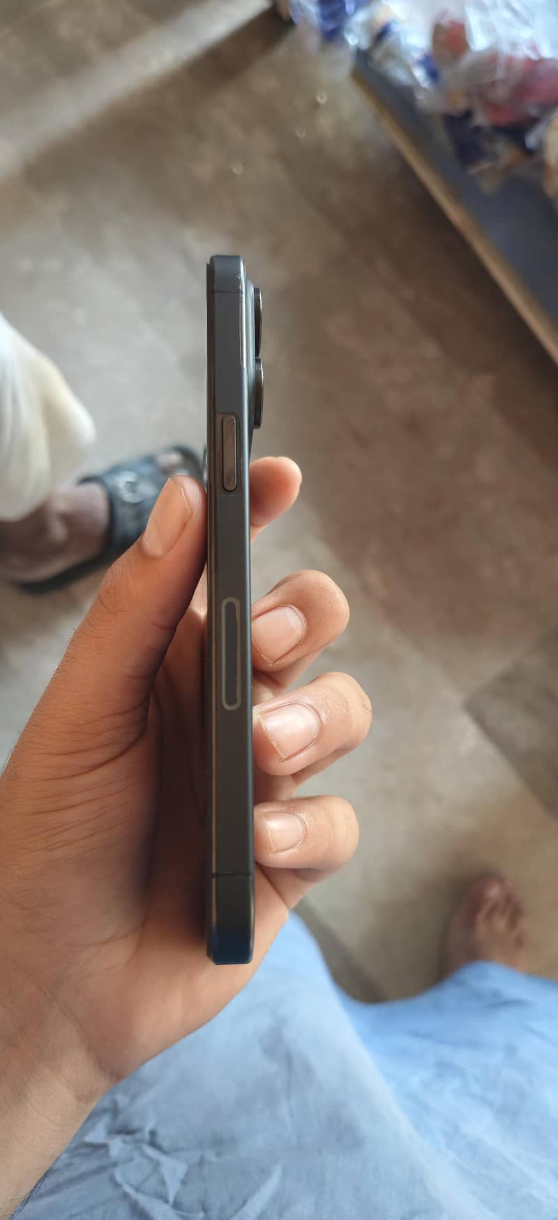 Apple iPhone 15 Pro Max 5