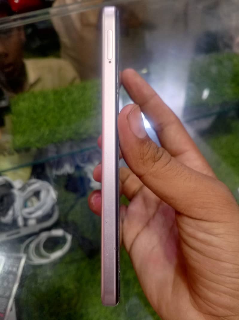 OPPO A6 1