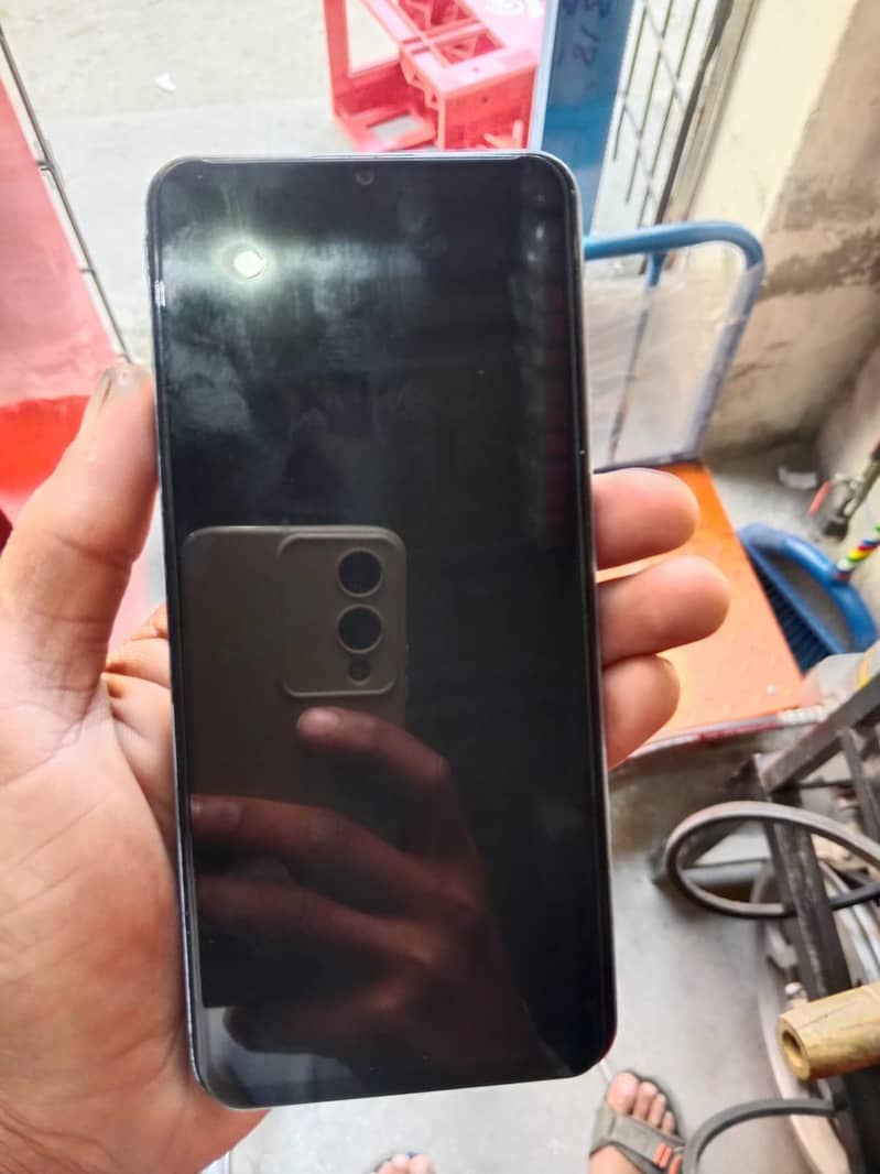 Realme Note 60 1
