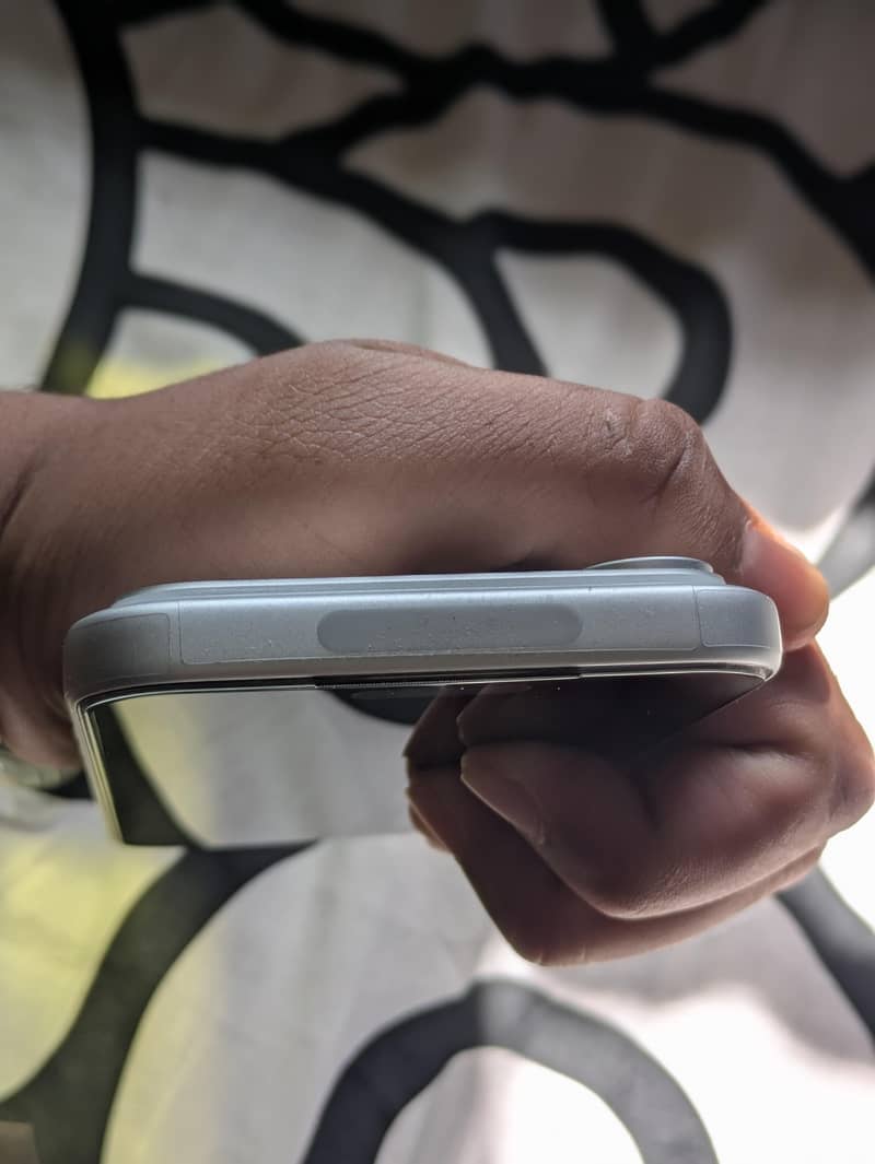 Apple iPhone 17 Pro Max 6