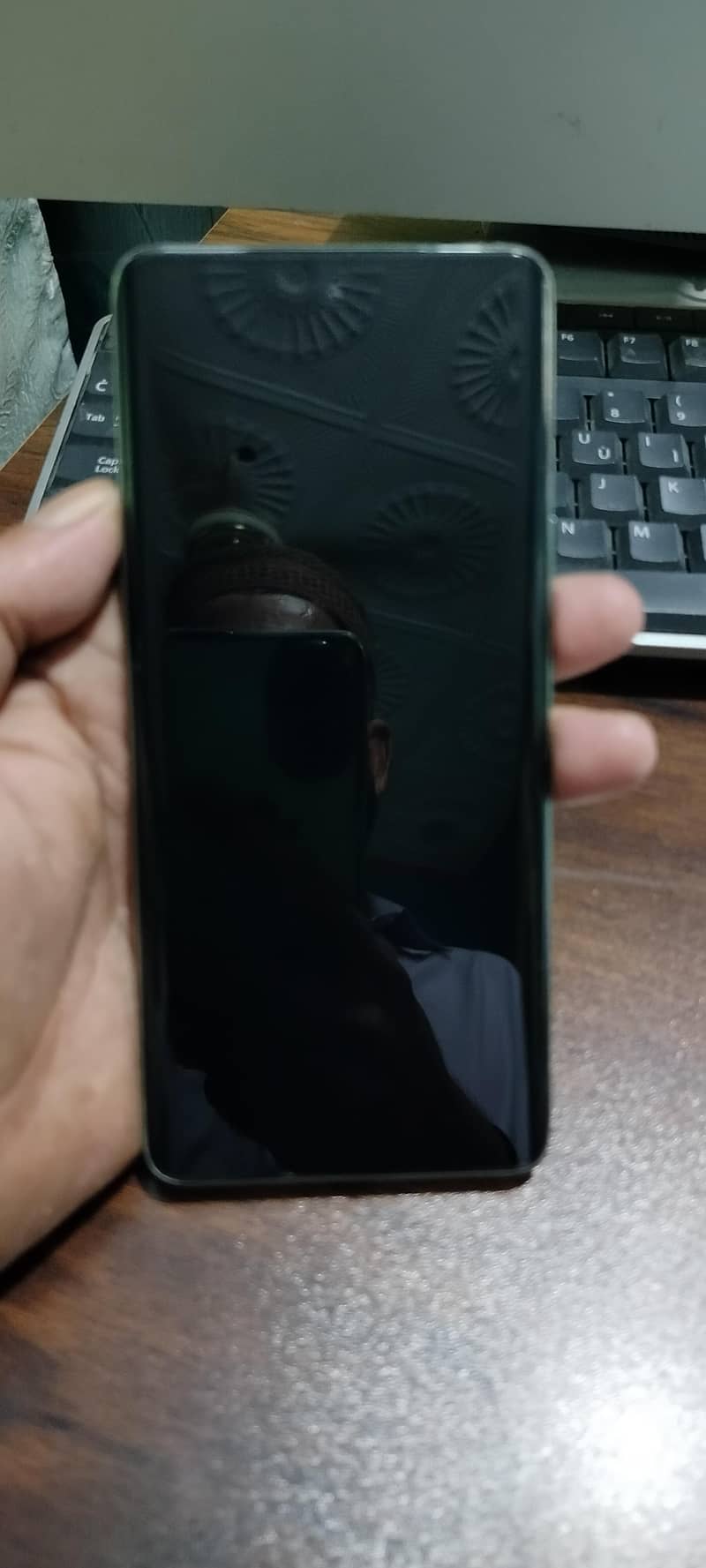 Vivo V40e 3