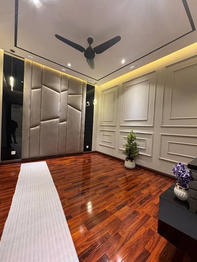 10 Marla Brand New Lower Portion with Gas Available For Rent In Bahria Town Lahore