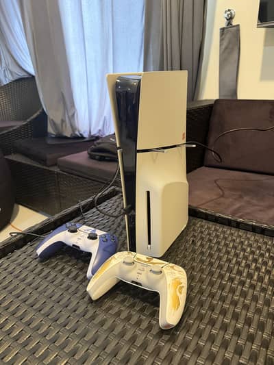 Ps5 slim Ghost Of Yotei edition Disc