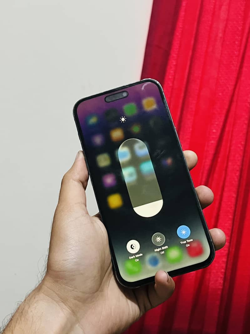 Apple iPhone 14 Pro Max 4