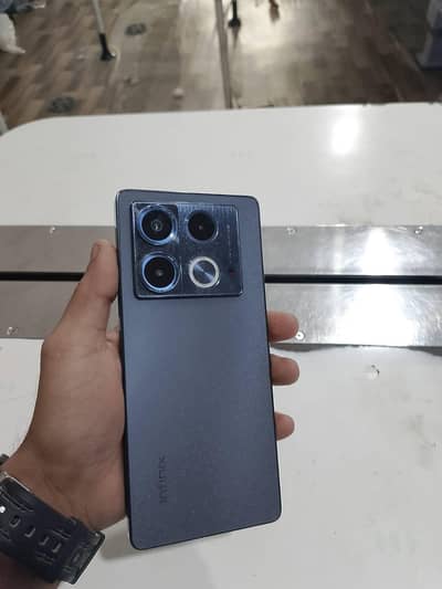 Infinix Note 40