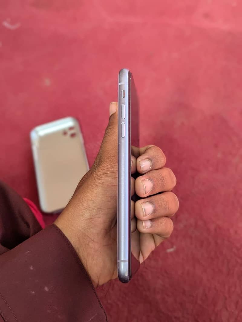 Apple iPhone 11 2