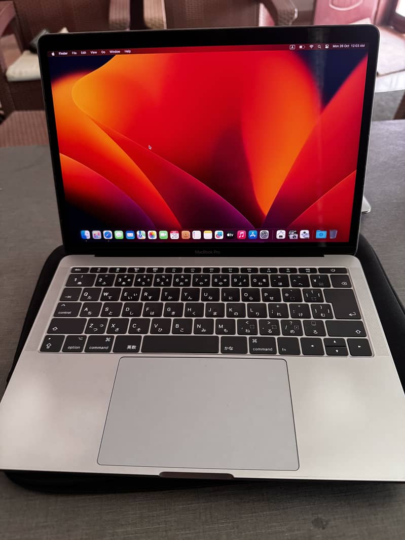 Macbook pro 13.3” 2017 3