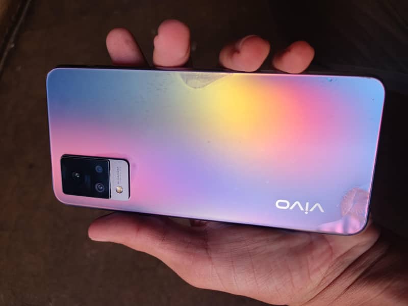 Vivo V21 1