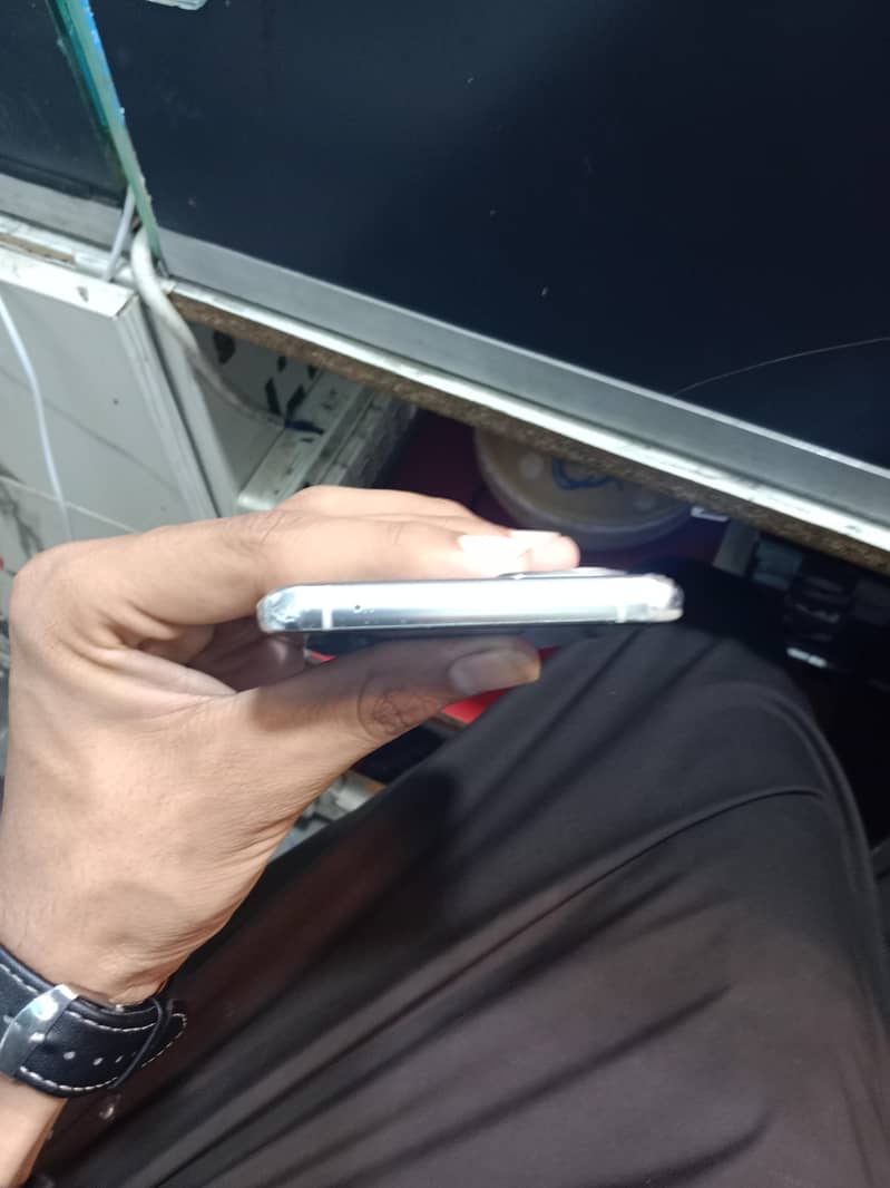 One Plus 9 Pro 1