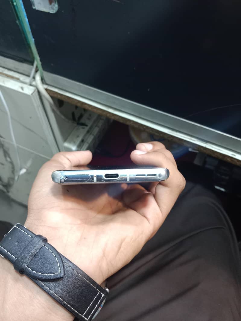 One Plus 9 Pro 3