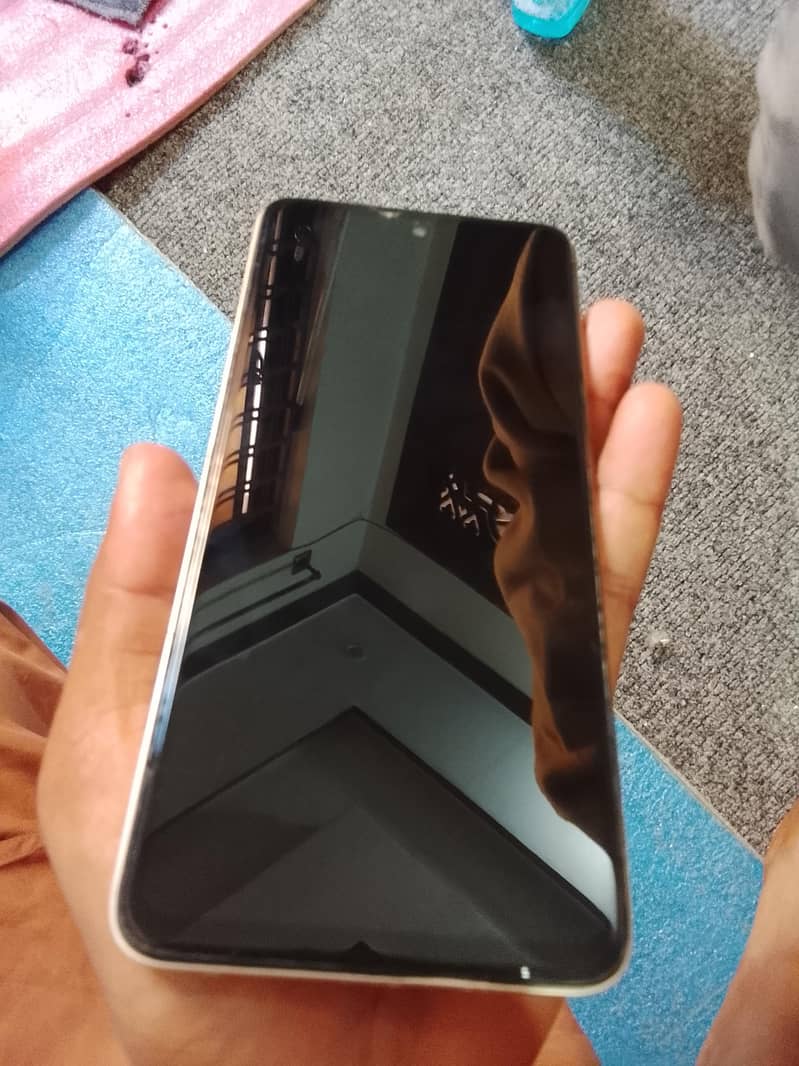 Tecno Spark Go 2