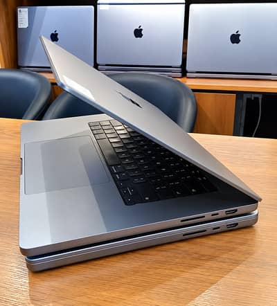 Apple MacBook Pro/16 inch /M1 Pro| 16GB RAM | 512GB SSD