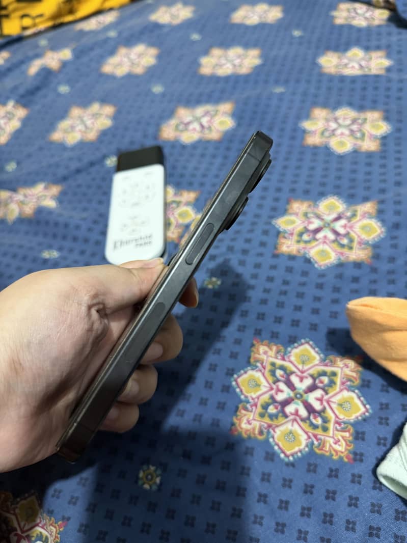 Apple iPhone 15 Pro 5