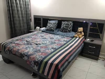 KING SIZE BED WITH SIDE TABLES AND MATTRESS