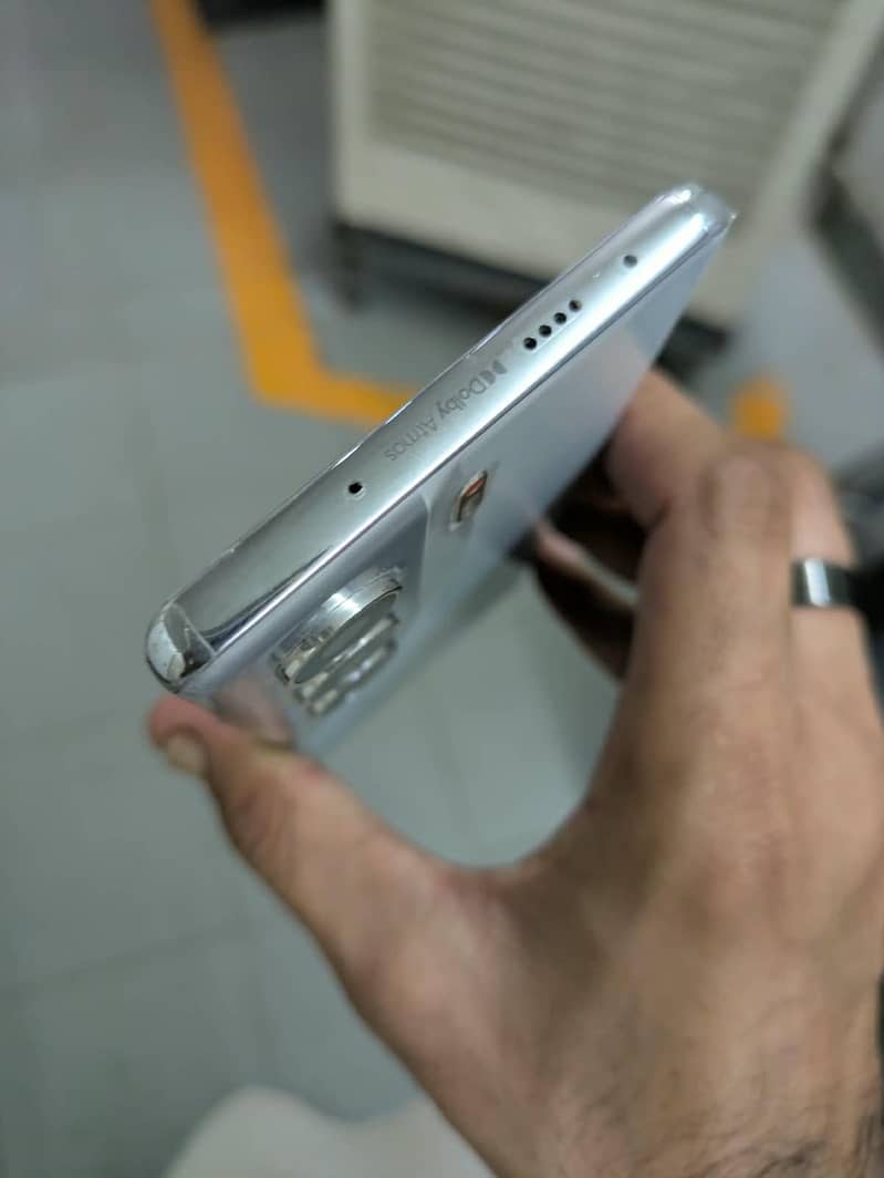 Tecno CAMON 40 Pro 7