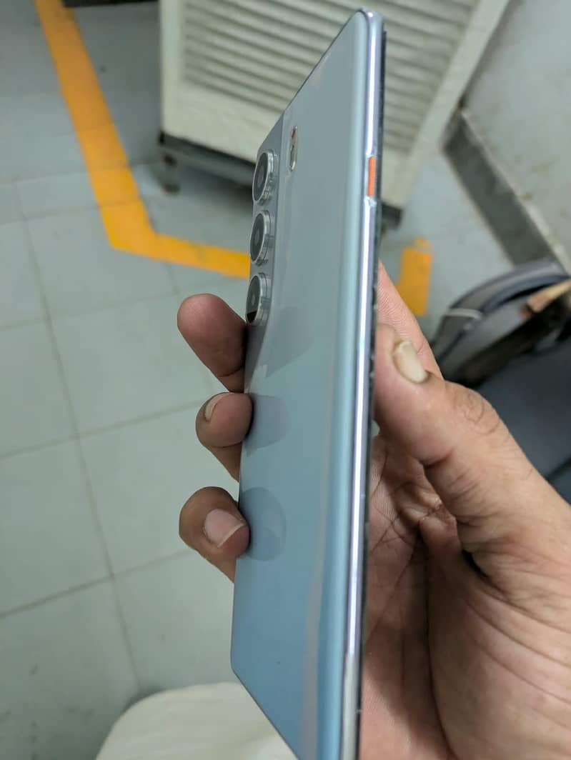 Tecno CAMON 40 Pro 8